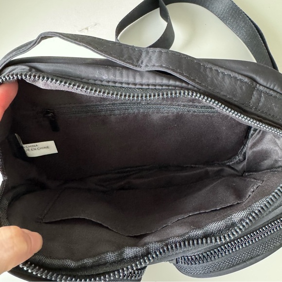 Functional Black Shoulder Bag - Picture 5 of 6